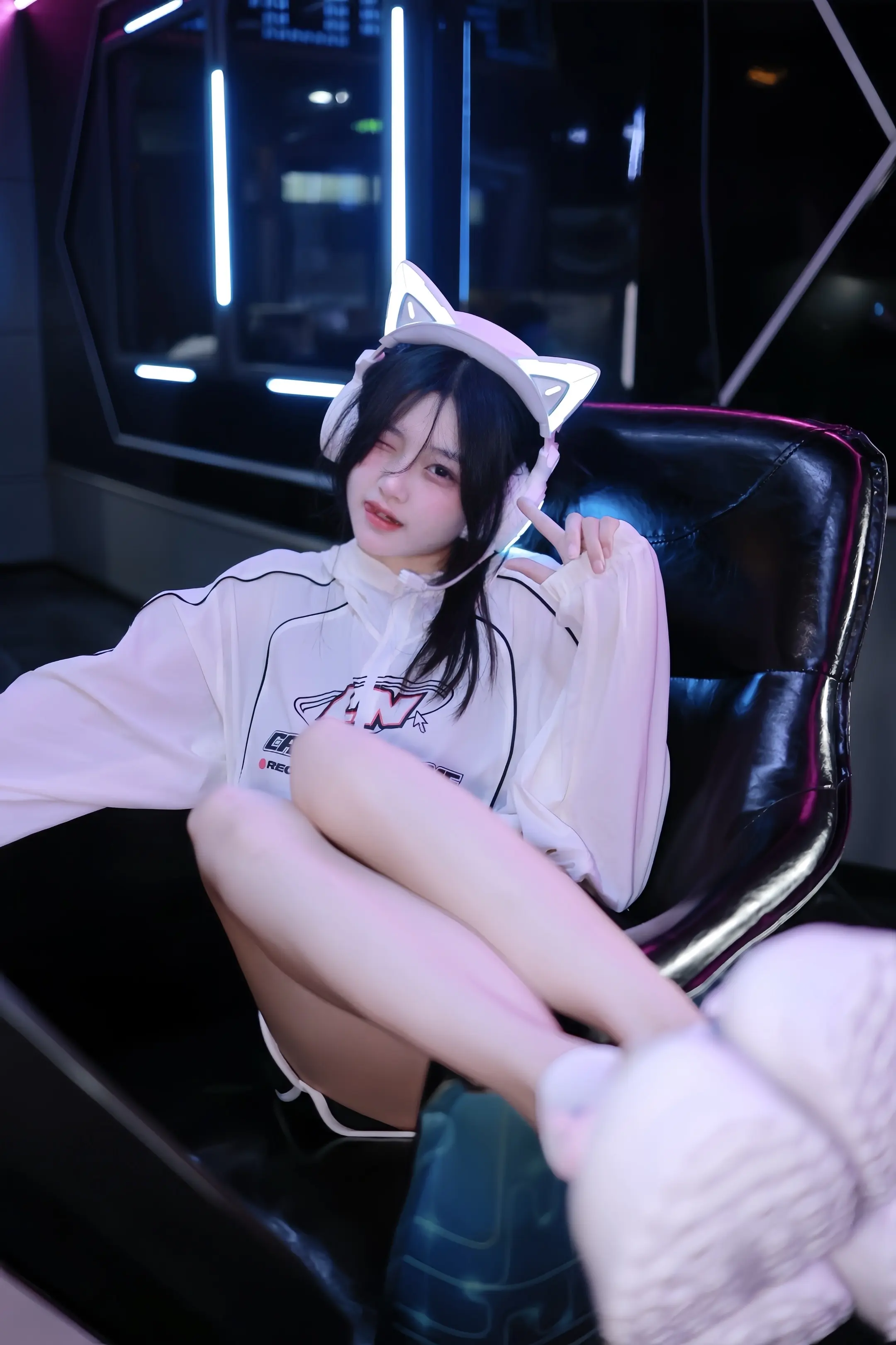 不和我一起玩🎮就是逊啦.ᐟ.ᐟ