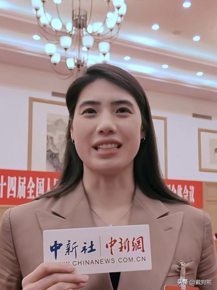 2026全国两会 ，全国人大代表，南京体育学院游泳学院副院长，张雨霏，记者采访: