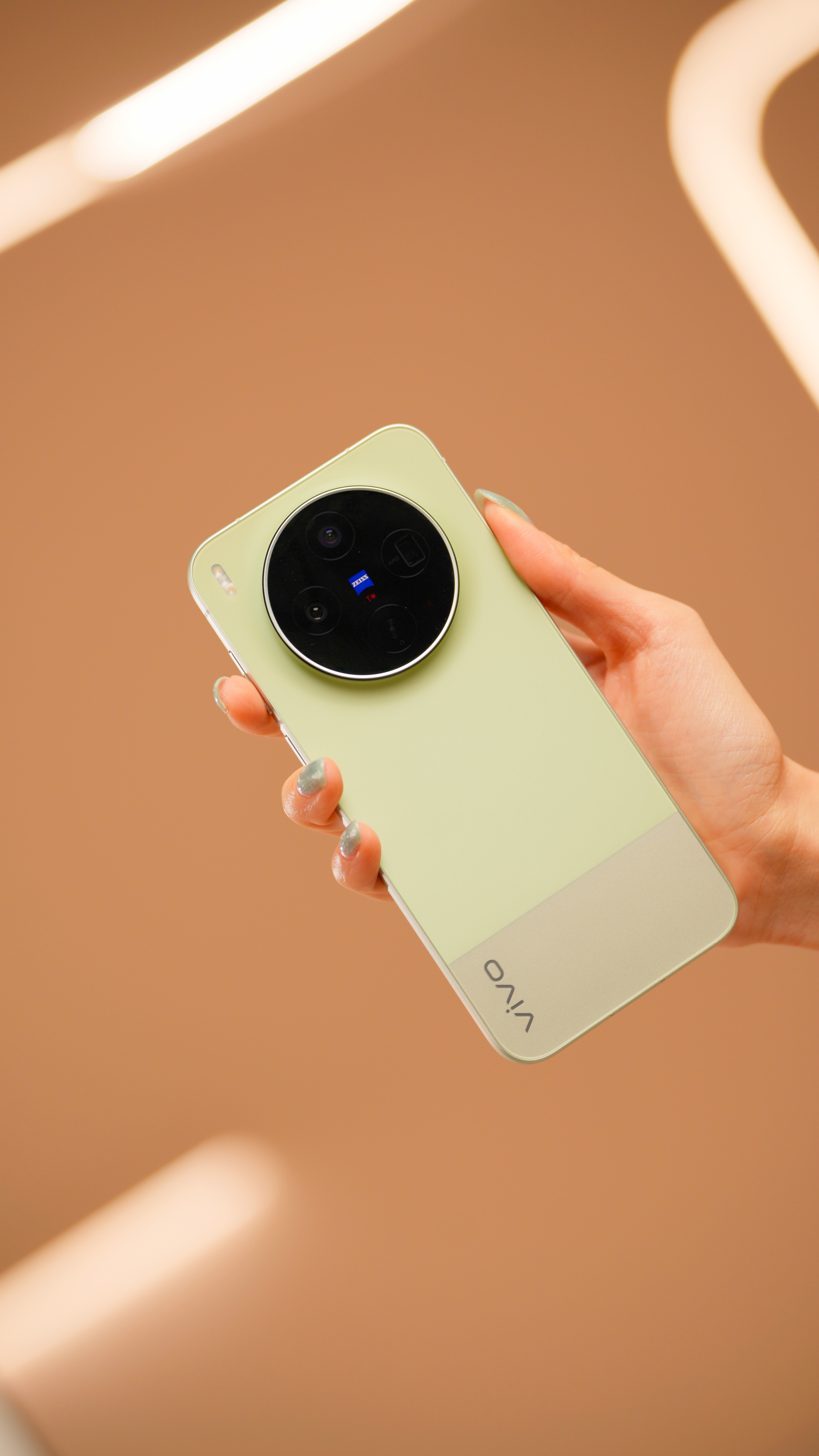 vivo X300s 又是一部我爱不释手的主力机！这个配色你喜欢吗？vivo