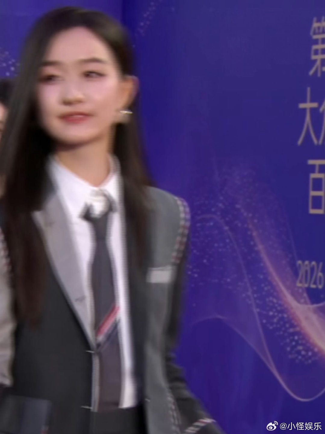 童年林萧长大了 杨幂纪姿含两个林萧都来百花奖了 时光真的太有氛围感，当年小时代里