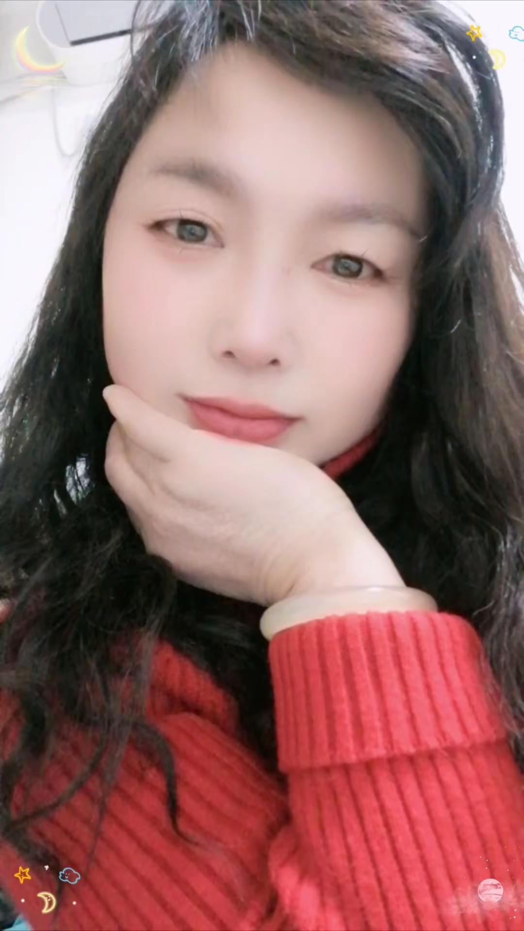 这些年经历了什么 再也没有以前的笑容了