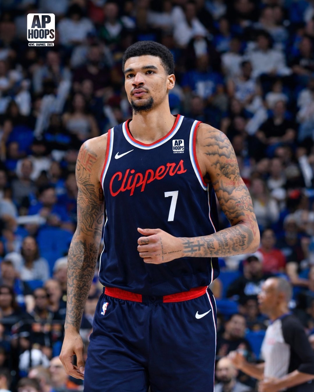 莱利去年夏天没用韦尔去换杜兰特，那今年还会是非卖品吗？