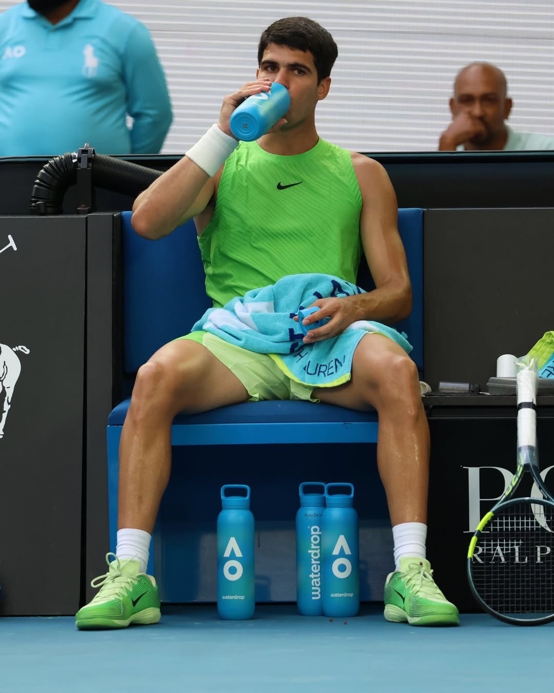 阿尔卡拉斯vs兹维列夫 第五盘阿尔卡拉斯拿了3个破发点，0次破发兹维列夫拿了1个