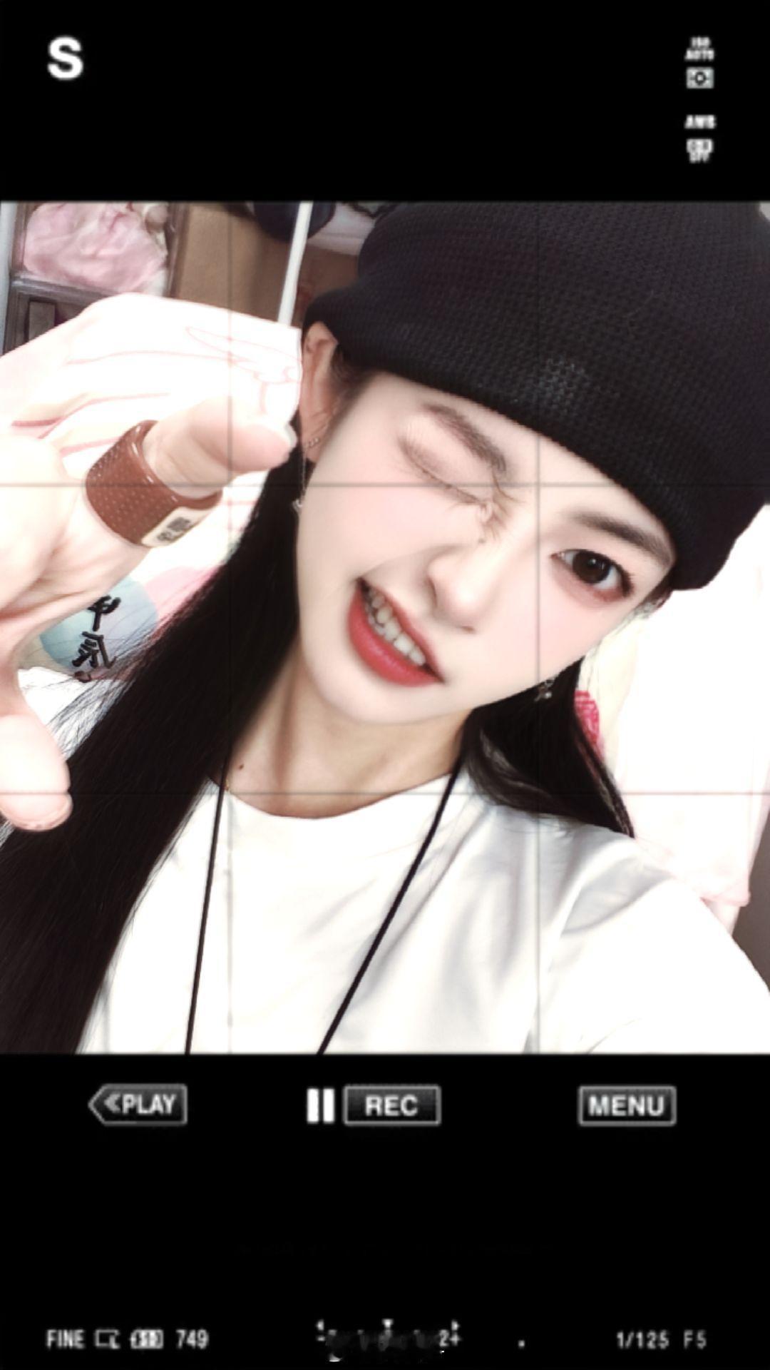 晚安💤久违自拍ฅ՞•ﻌ•՞ฅ ​​​