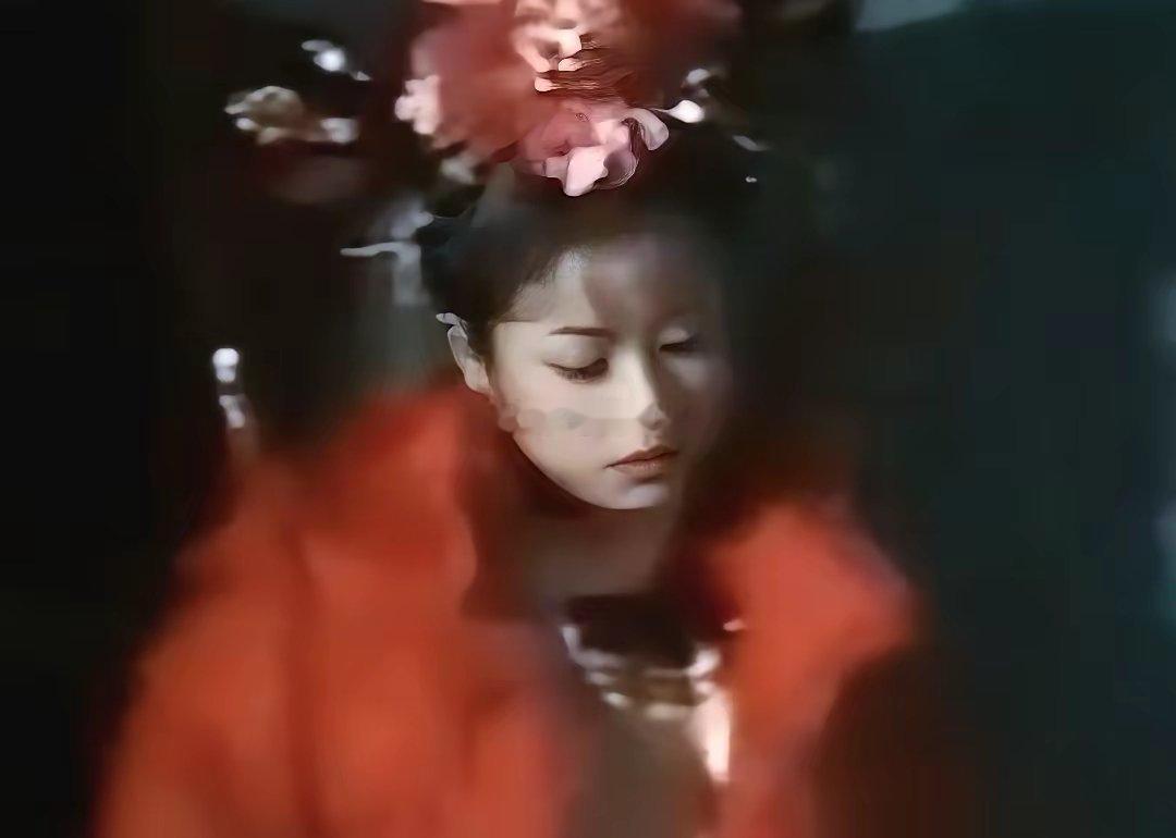 这算不算琼瑶的妆造巅峰？好奇怪，为什么琼瑶妆造到林心如身上就那么好看 