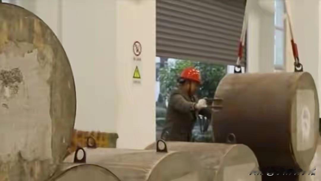 央视罕见曝光！为防御钻地炸弹袭击，中国做出了怎样的努力？

这期节目看得人后背发