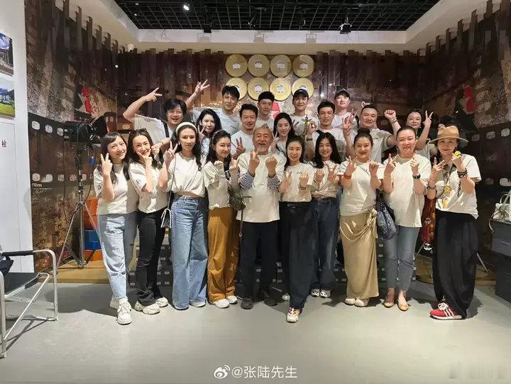 刘亦菲同学聚会落泪仙女落泪🈶，刘亦菲北电同学聚会上落泪了！刘亦菲北电同学聚会落