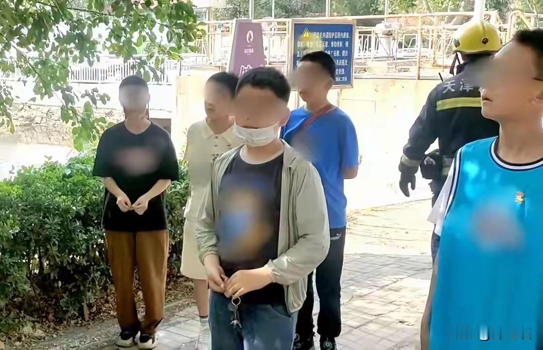 一把火，烧掉11万！法院判决给所有家长敲响警钟

“孩子还小，不懂事”——这句我