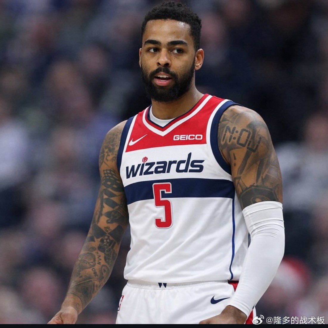 Brett Siegel：据消息源称，拉塞尔目前在全联盟范围内没有收到任何球队的