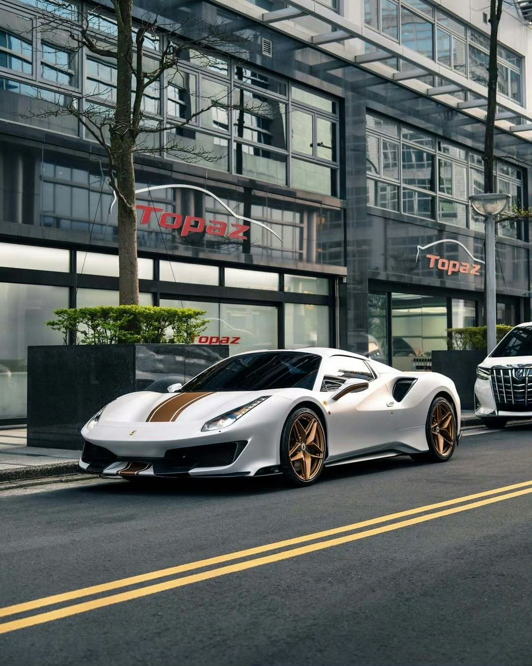 Ferrari 488 Pista Spider  Tailor Made ​​