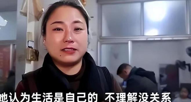 伏弟魔天花板！安徽滁州，一33岁的女子辛苦经营了12年的烧饼摊，省吃俭用将攒下的