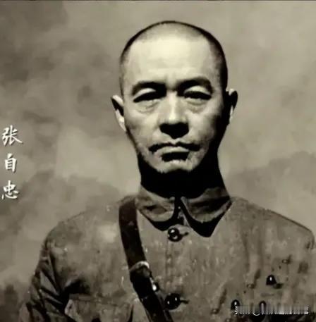 张自忠尖刀队，在夜晚袭击了南京大屠杀中最狂暴的13师团，看到穿着裹裆布的男人就砍