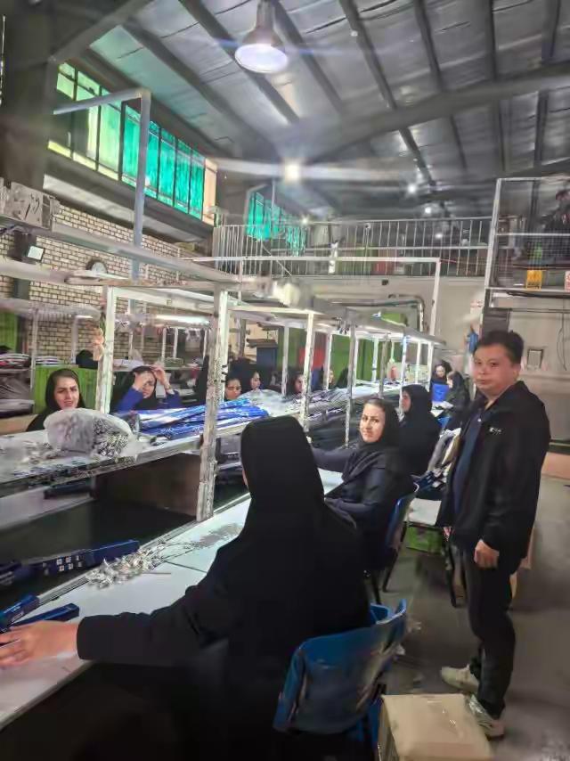 美国扬言要对伊朗打击，有人甚至是提供23号或者24号是美国打击的日期，各国都在撤