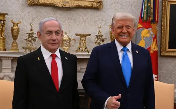 特朗普现在最恨的人是谁？很多人第一反应是哈梅内伊！错了！这场打了 36 天的仗，