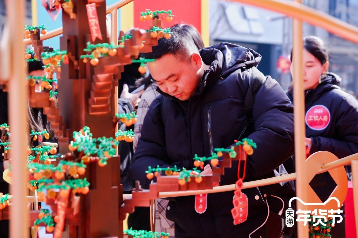 杭州新增新年照片打卡地  太好了，找到漂亮出片地点了！这么多新潮的年味摆设，还是