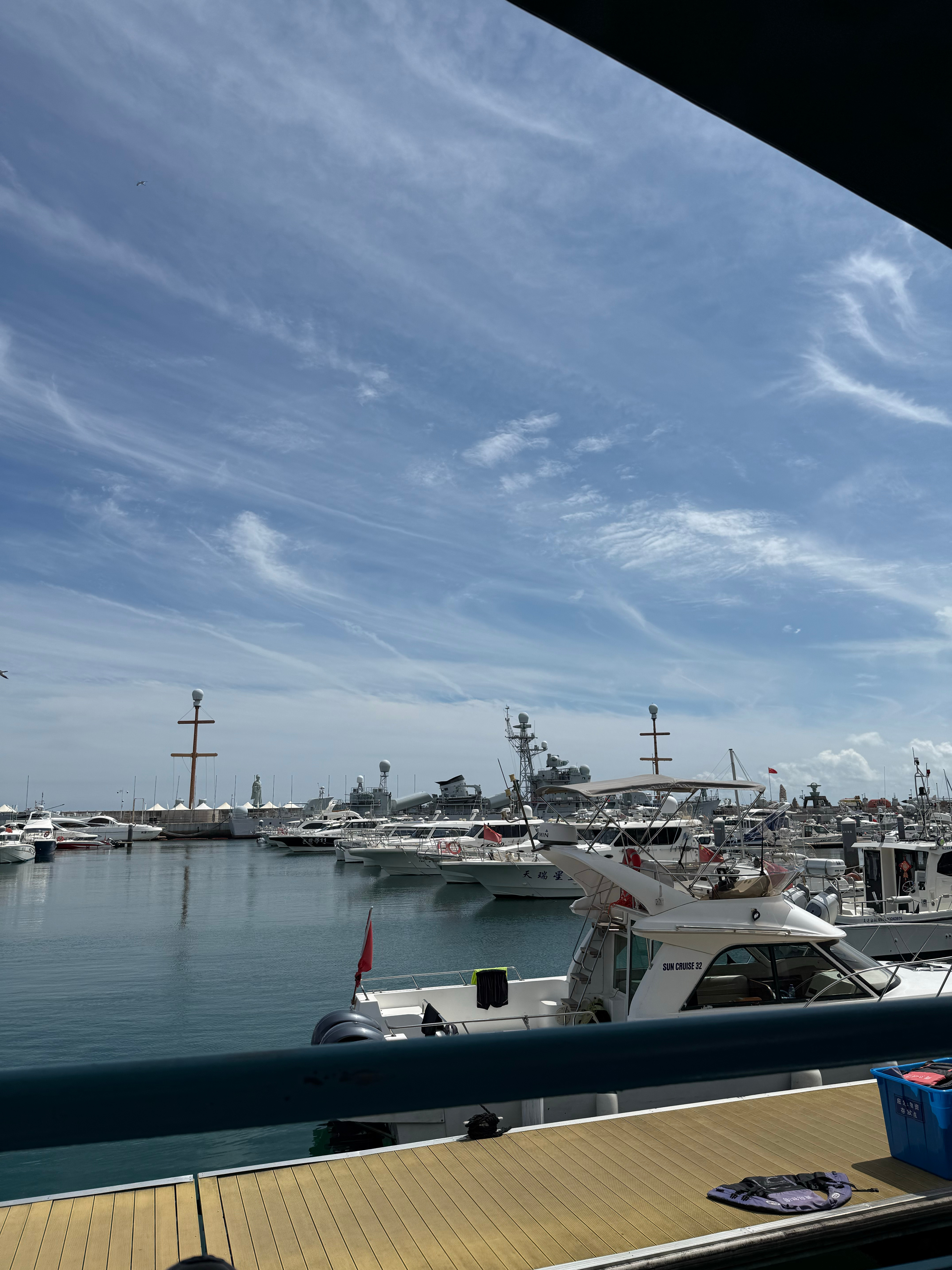 青岛这个天气这个温度 海风也太凉爽了，大家再晚一个周来真的就变热啦 