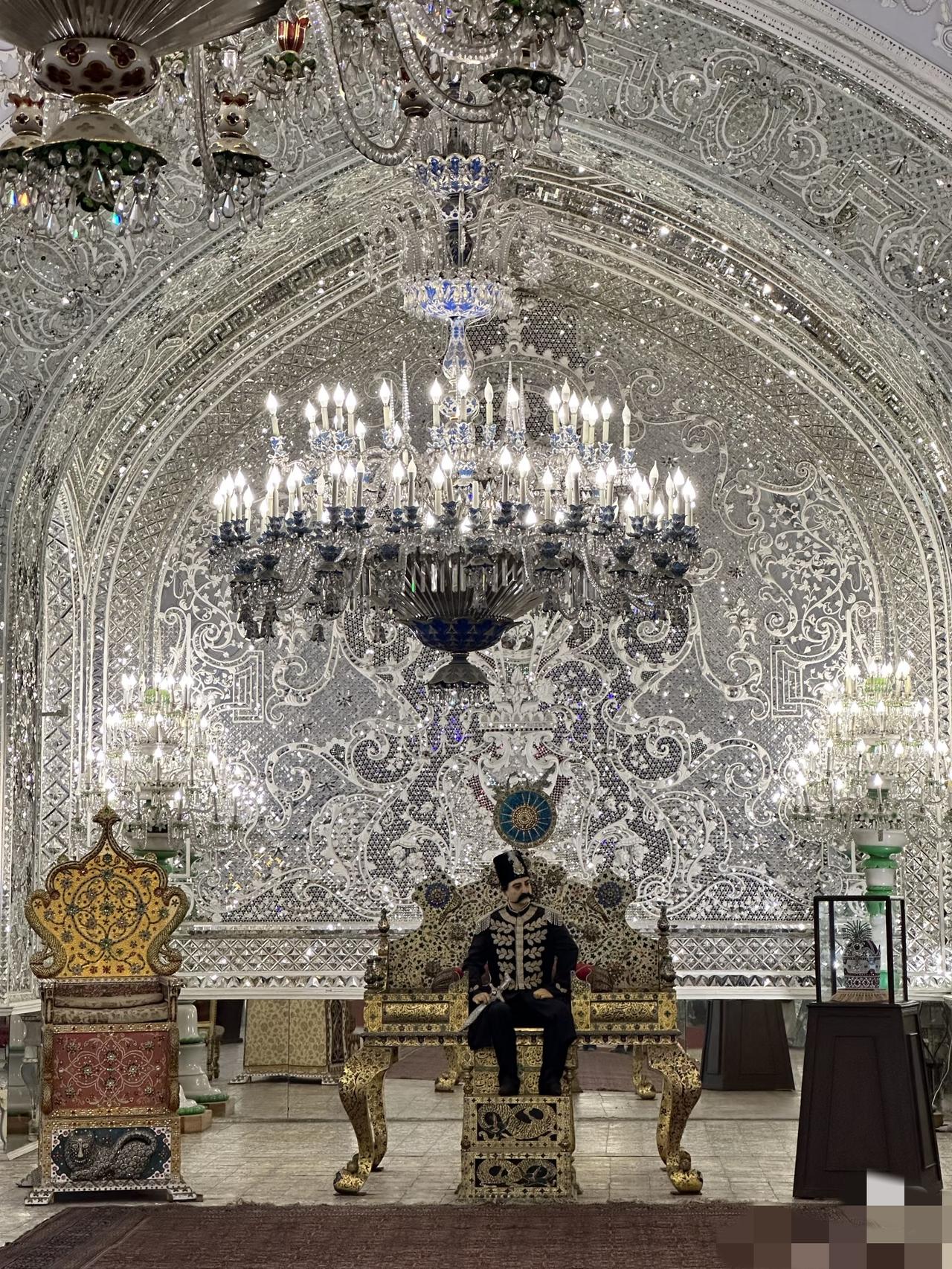 鹰酱这次又创造了历史 他们仅仅用了几个小时，就把伊朗的“圆明园”给炸了个稀巴烂。