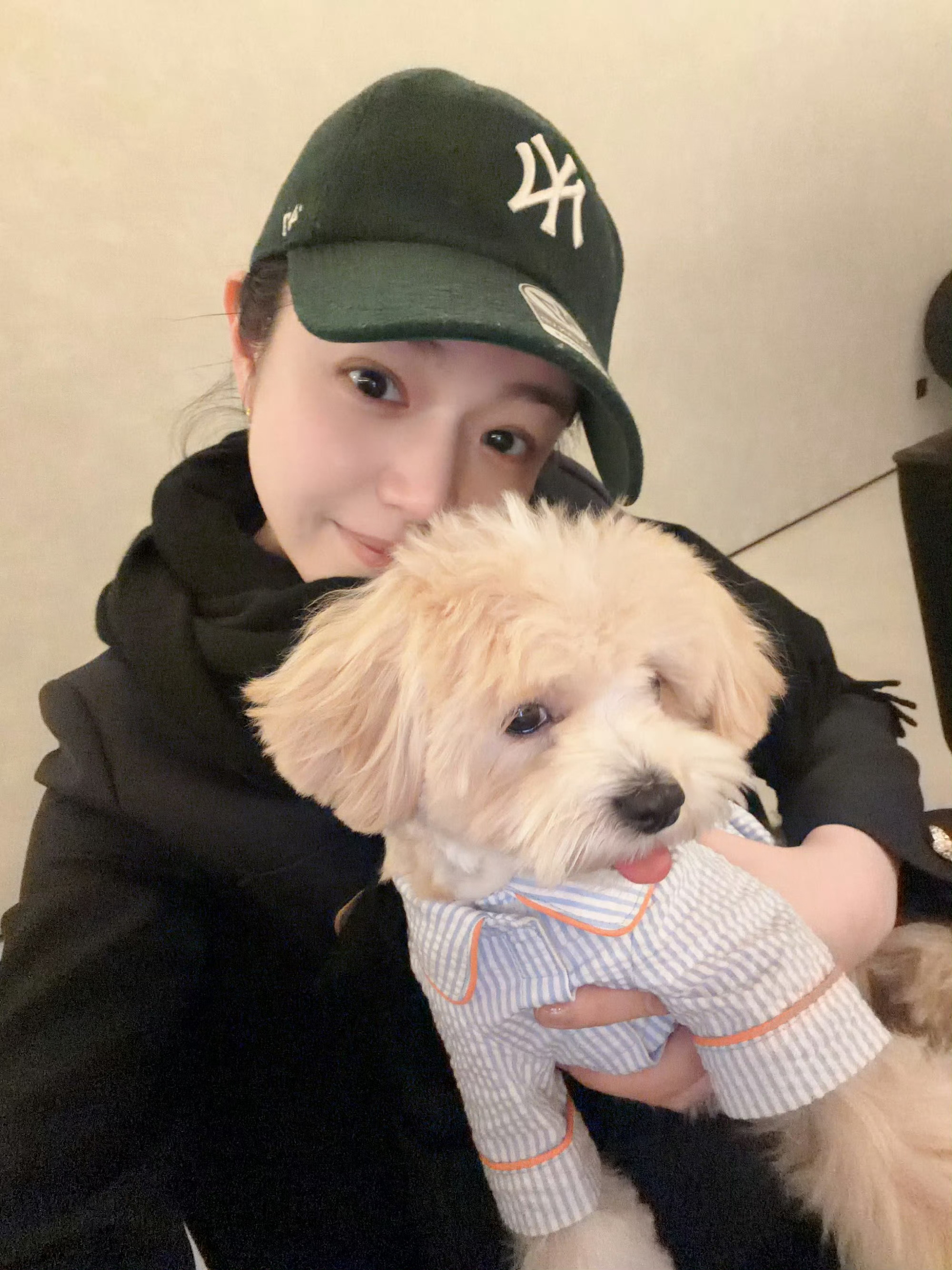 陈妍希跟腱断裂陈妍希报平安 31日，陈妍希工作室发文称陈妍希在进行运动训练时不慎