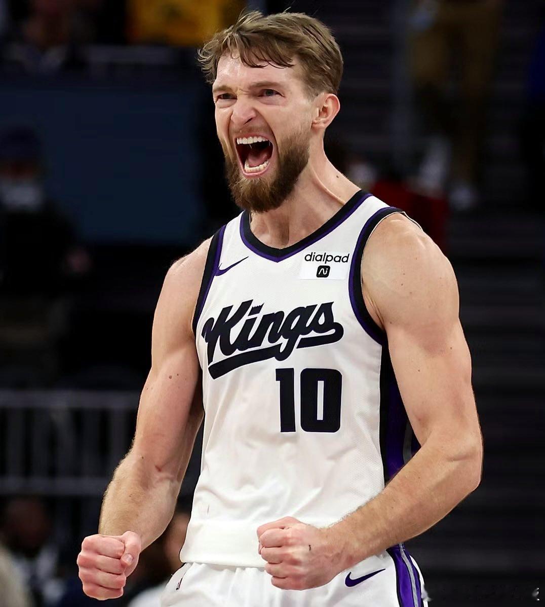 萨博尼斯将在今天对阵奇才的比赛中复出！他因左膝半月板部分撕裂已连续缺席27场比赛