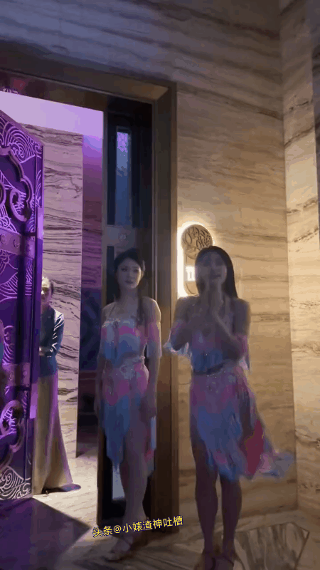说出来
也不怕各位兄弟姐妹们笑话
像这样高端的场所
我一次都没去过[捂脸]
汗颜