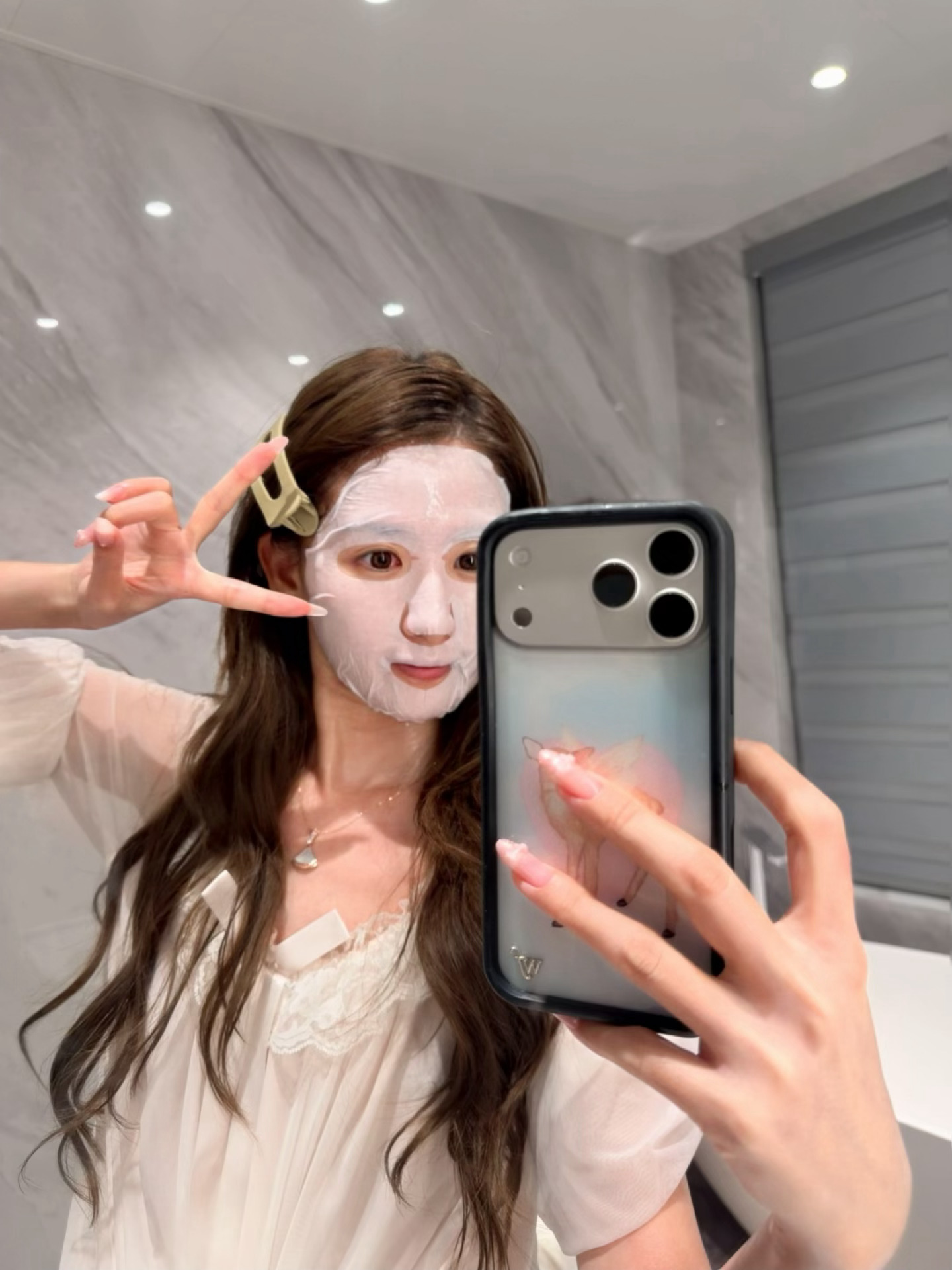 她是个福建妹 圆的脸 
