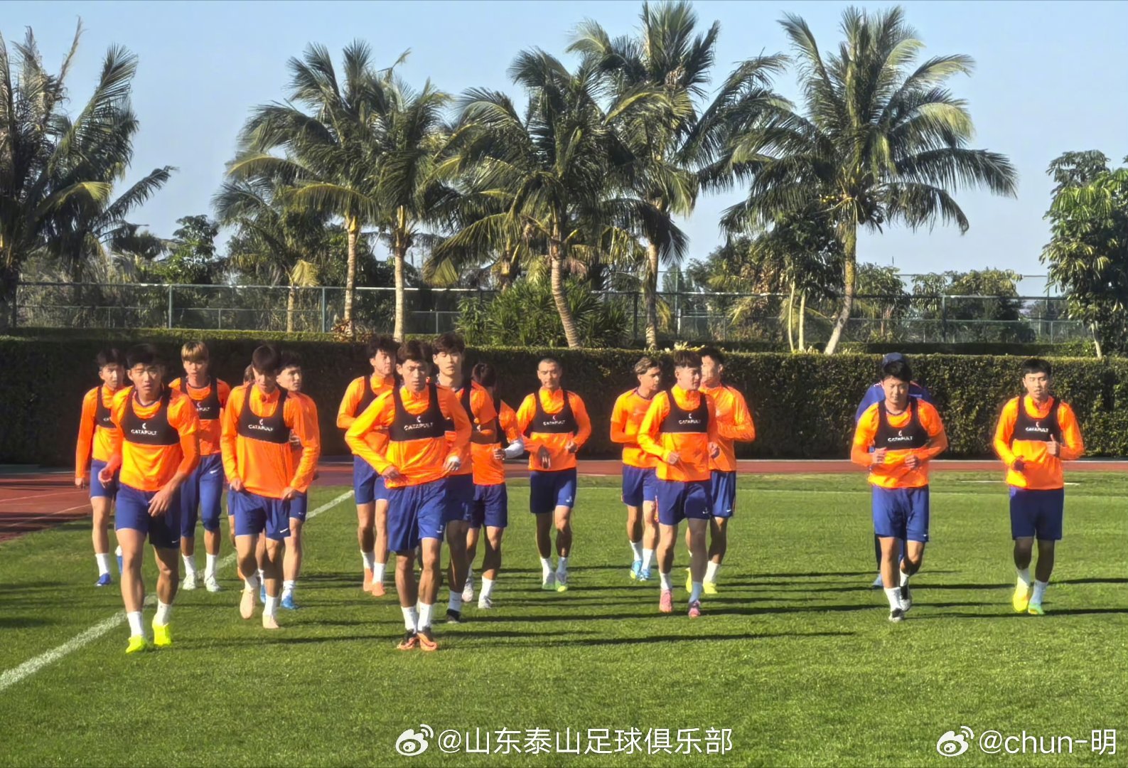 “传承”不应仅局限于球队，球迷同样不可或缺！由于韩鹏没有A级教练证，新赛季安排宿