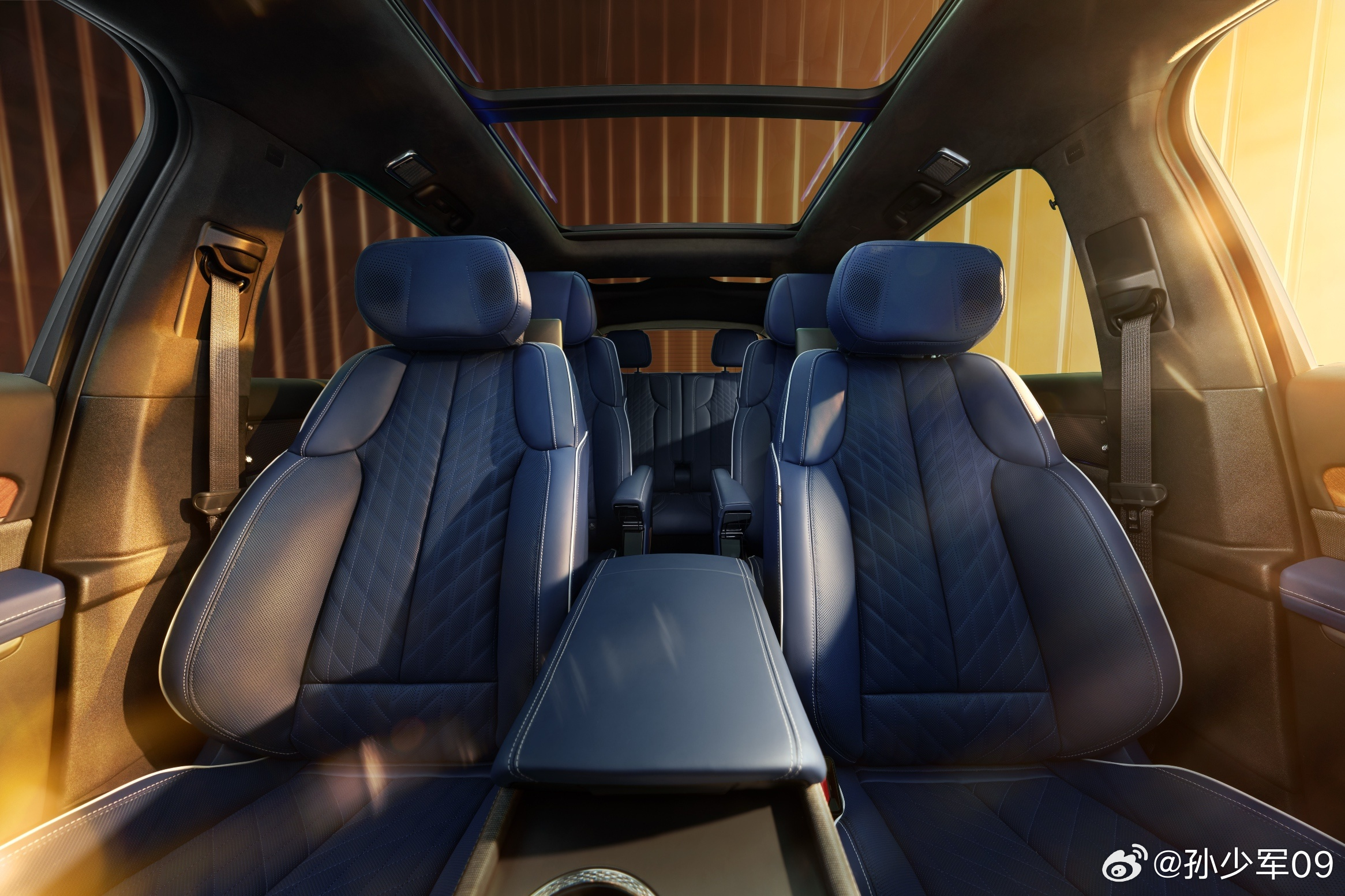 新款凯迪拉克凯威德亮相 凯威德VISTIQ