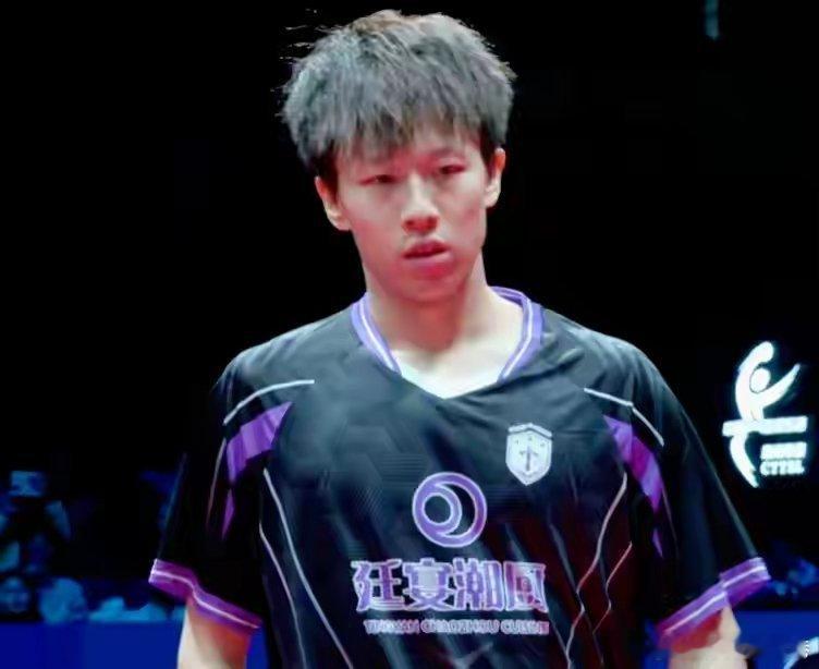 林高远无缘男团决赛世界冠军林高远领衔的汕头明润队2-3不敌没有派林诗栋上场的黄石