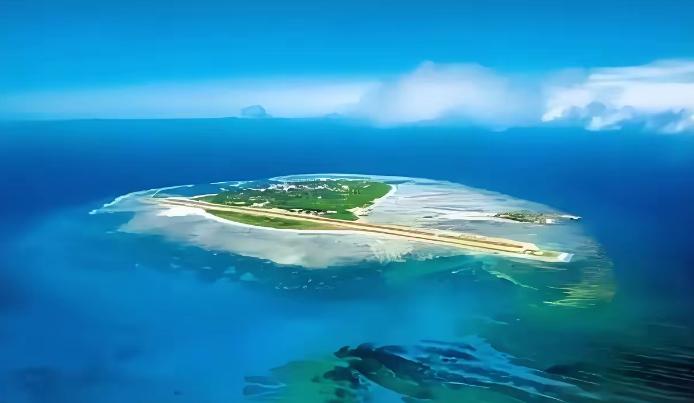 东大要放大招了。如今中国不直接动手拿下台湾，而是先把目光锁在黄岩岛上，因为东大很