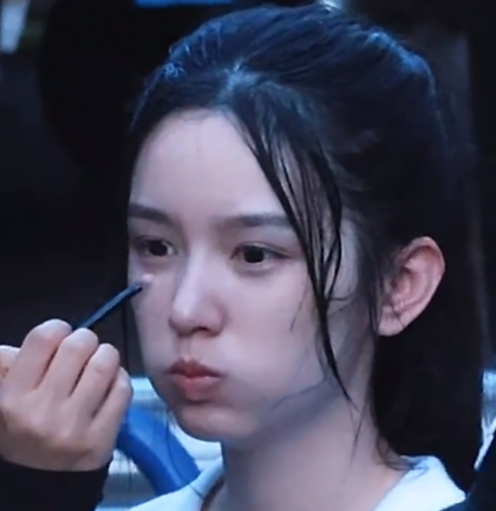 如果欺负这只小猪让你很有成就感的话 那么请排便！ 