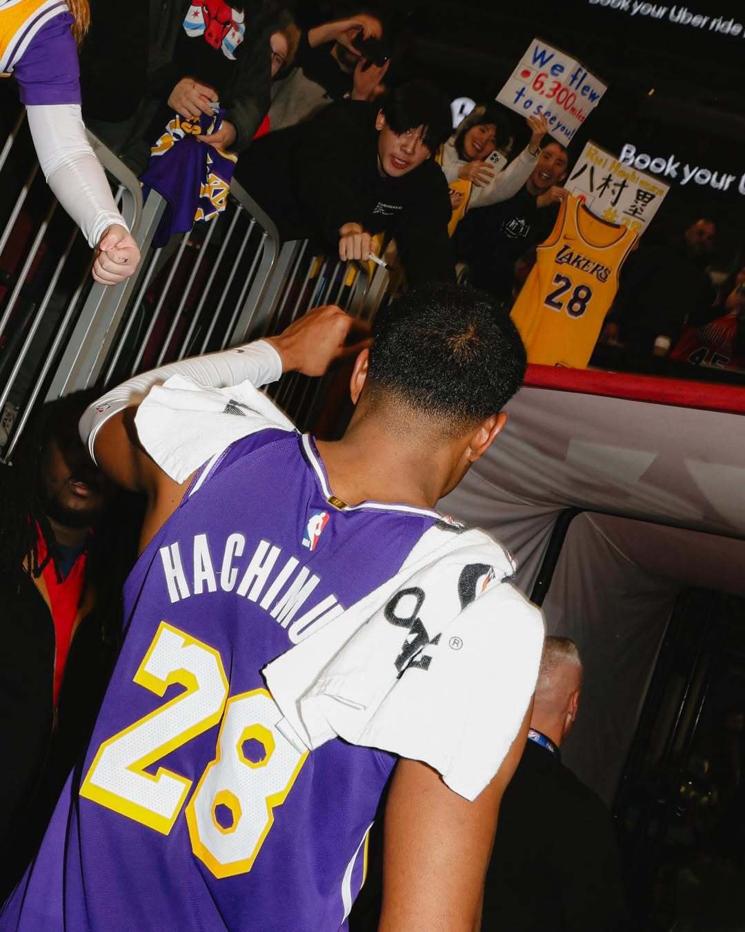 八村塁更新IG：湖人秀🥶❄️输给快船后的两场比赛，八村场均20分，三分球12投