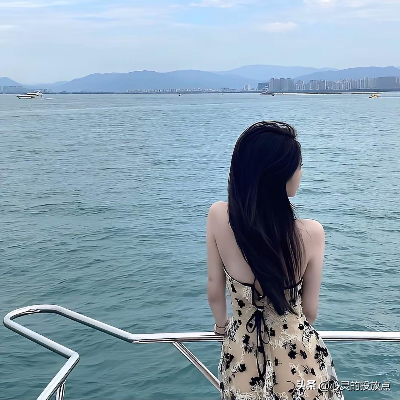 别轻易的陪一个男人经历风雨

尤其是在他一无所有的时候，你抛弃所有陪伴他

他翻