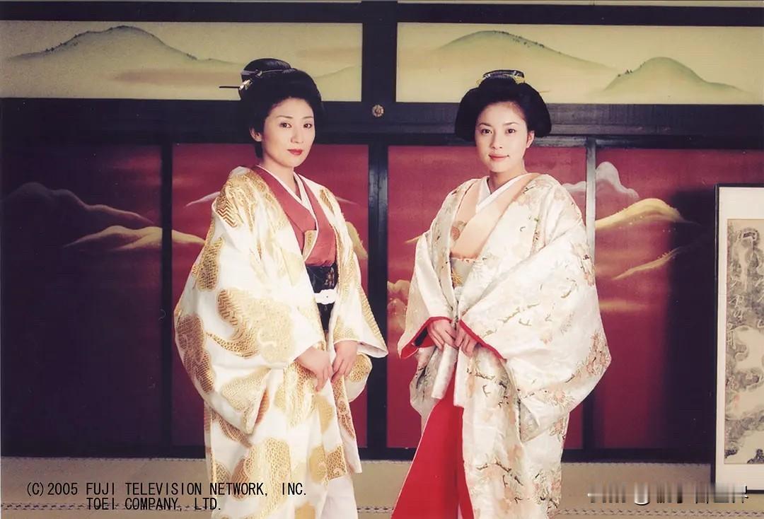 生母无封号，长女却拿到女院+准后顶配待遇
平安末期后白河天皇后宫真的极具反差感。