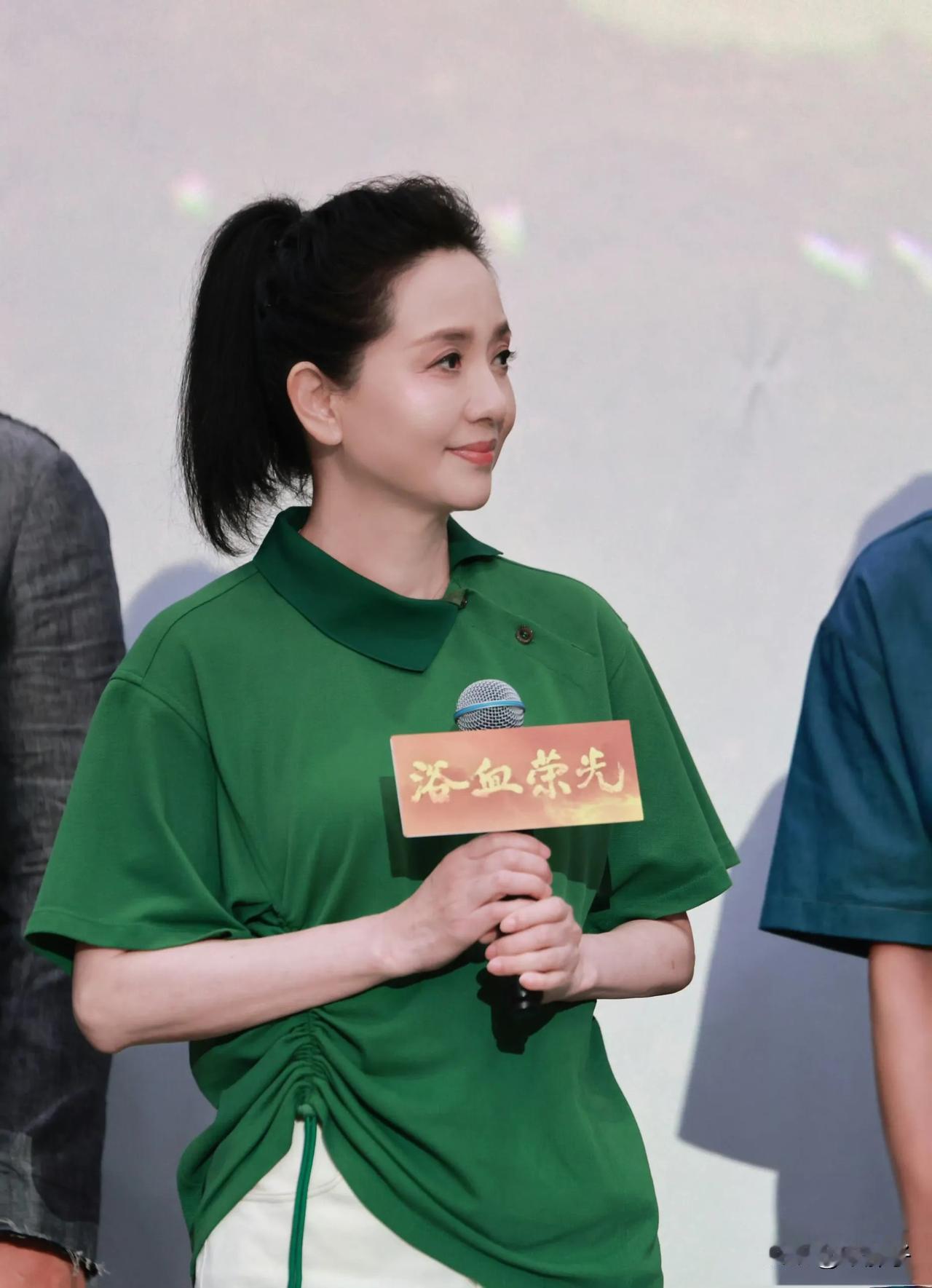 岁月不败美人！快60岁了，扎起马尾的陶慧敏竟然还有少女感！
