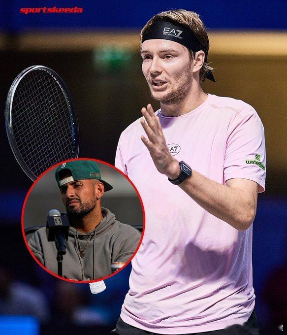 【克耶高斯回应一质疑 你们觉得他能代表男球员吗？】布勃利克曾表示，克耶高斯不是他