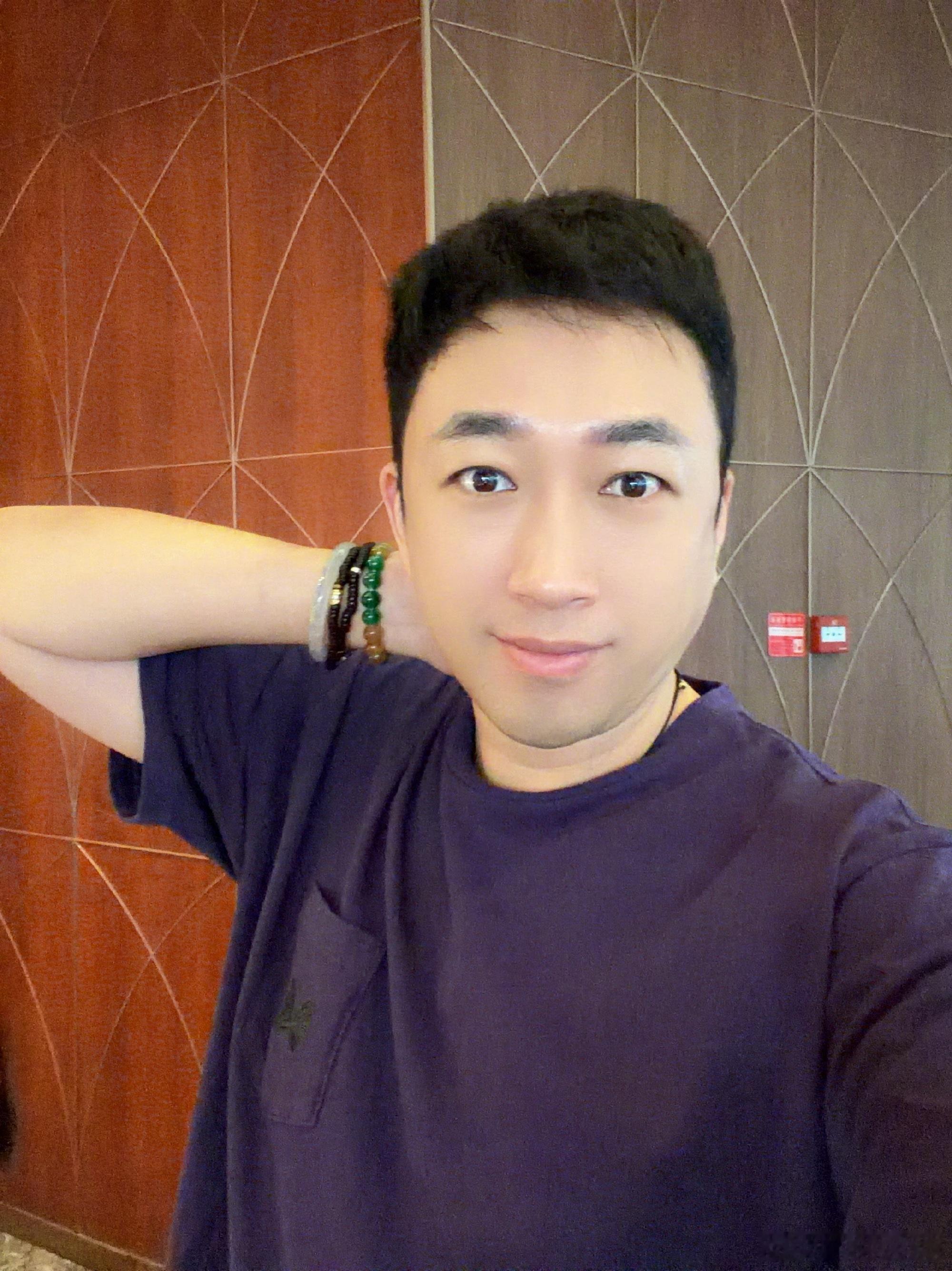 于正谈景甜于正眼中的景甜 于正谈景甜：“景甜真的是个蛮好的女生。拍《班淑传奇》时