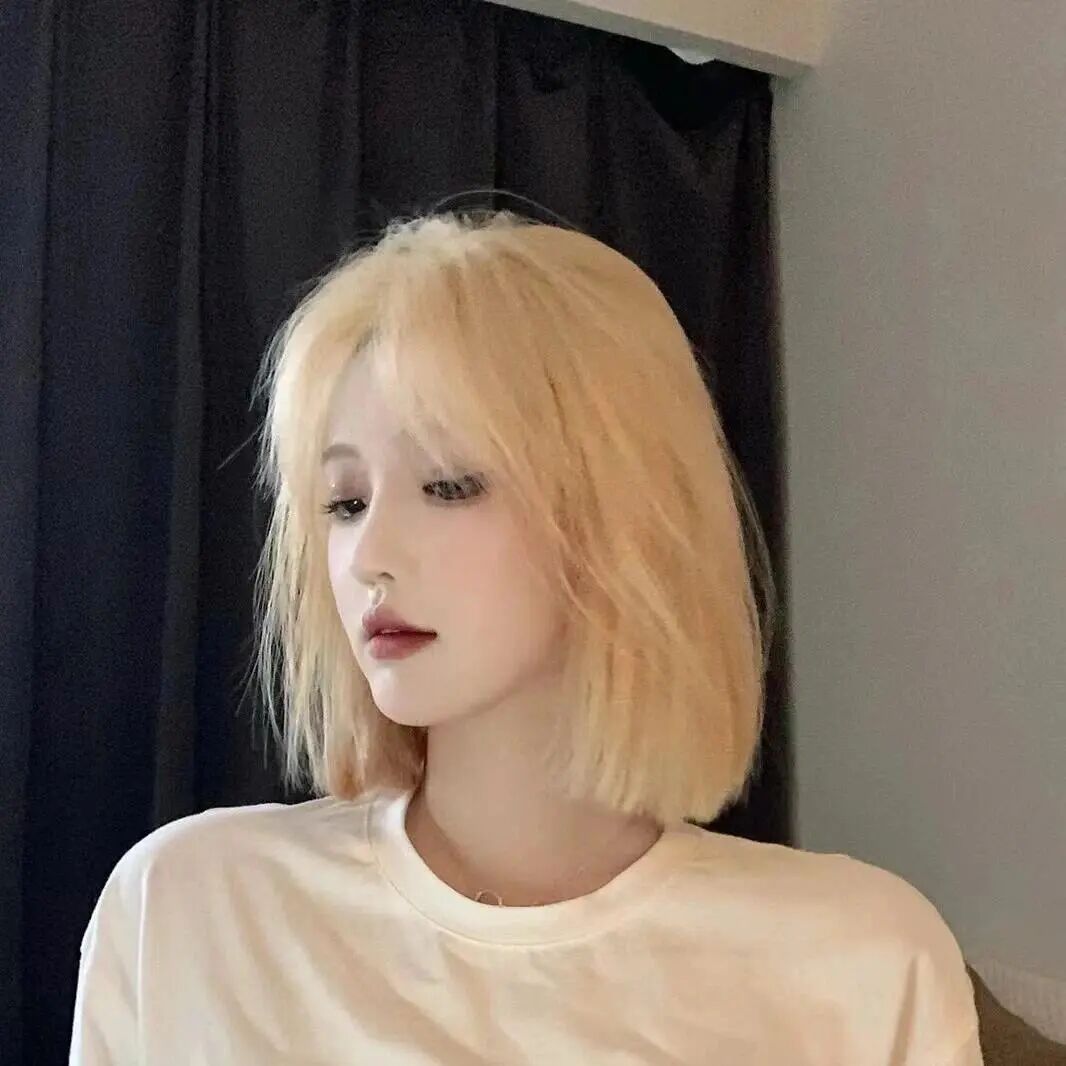 𝗪𝗲𝗖𝗵𝗮𝘁头像 ‖女生头像‖氛围感‖优质女头‖小众高级 ‖无水印女