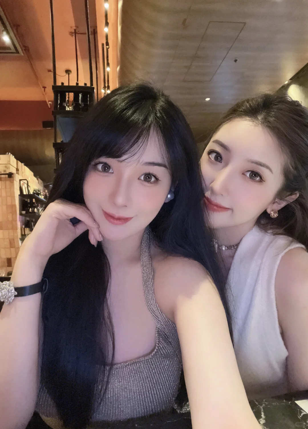 宇宙尽头的快乐姐妹局