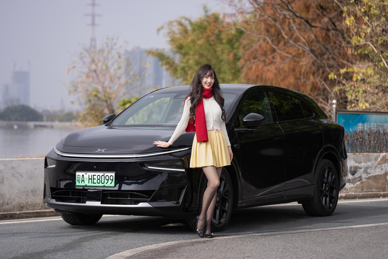 这年头，务实的绅士都知道，嘴上会“装”倒不如车上能装。今年开回家的就是江湖人称“