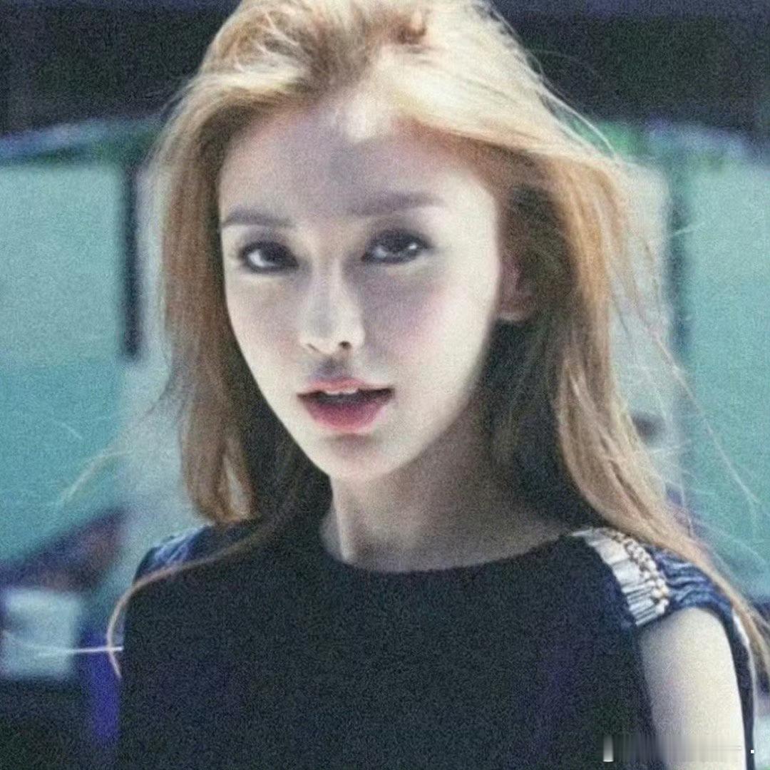 Angelababy 这辈子没丑过一秒 