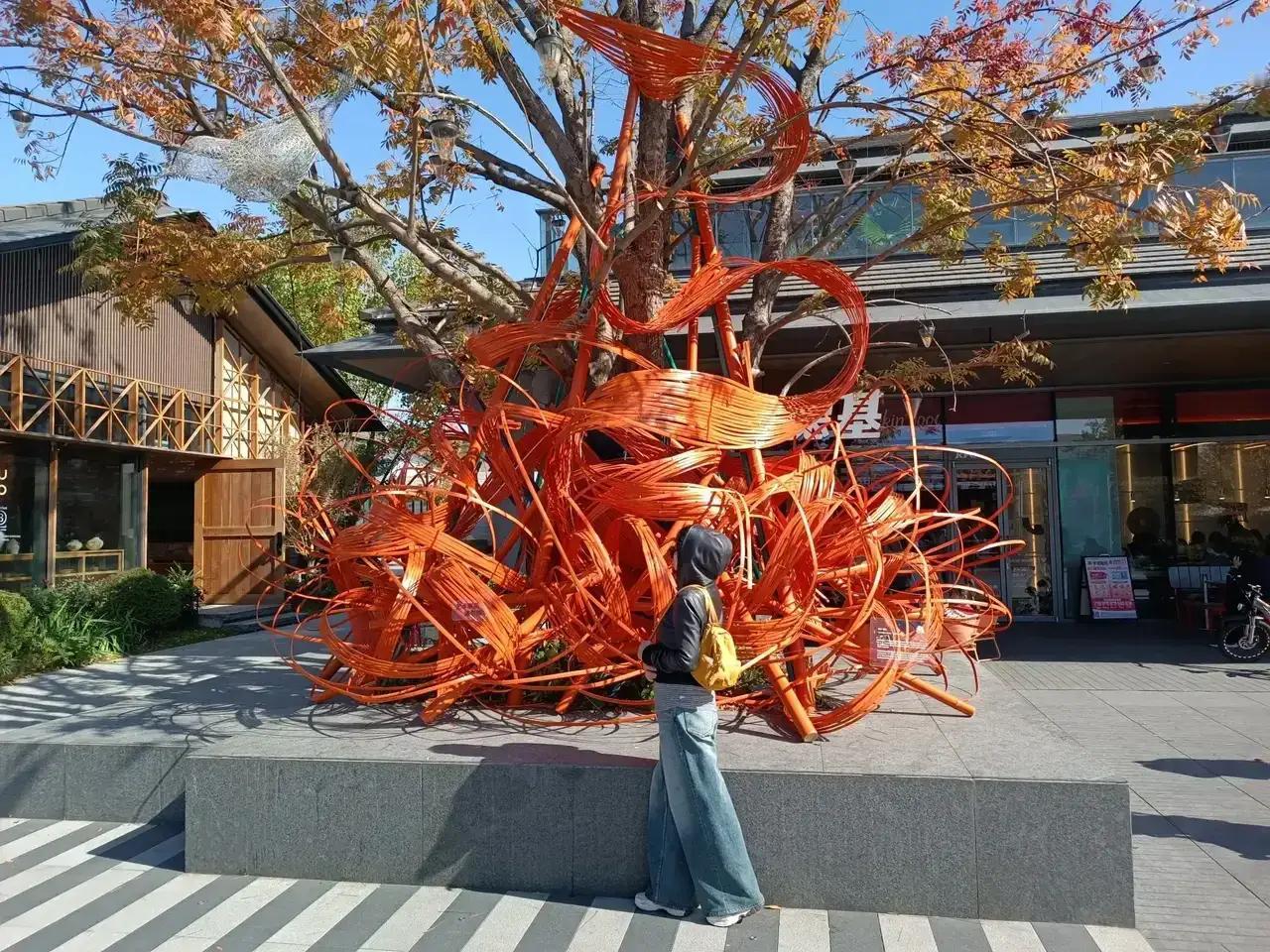 春天是多么的美好，春天每一个清晨都是新的开始，春天记得时刻提醒自己世界上没有免费