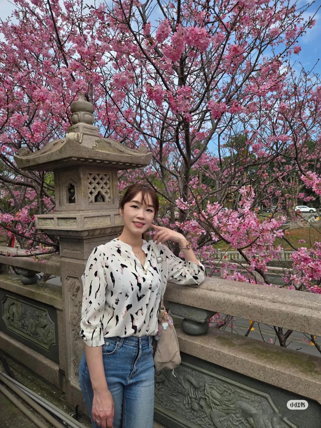 话说台湾近几年就推出了许多颜值和身材以及气质都相当不错的新晋博主，而sharon