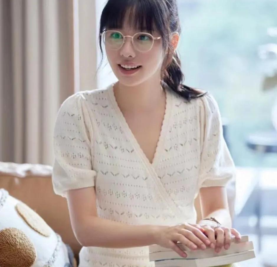 好团圆：高平的师妹李书是谁扮演的
原来，是马昕墨扮演的呀
第一次看她的剧，对我眼