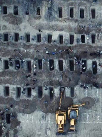 美以袭击伊朗，南部米纳卜市一所小学被波及，遇难人数达165人，96人受伤。国务卿