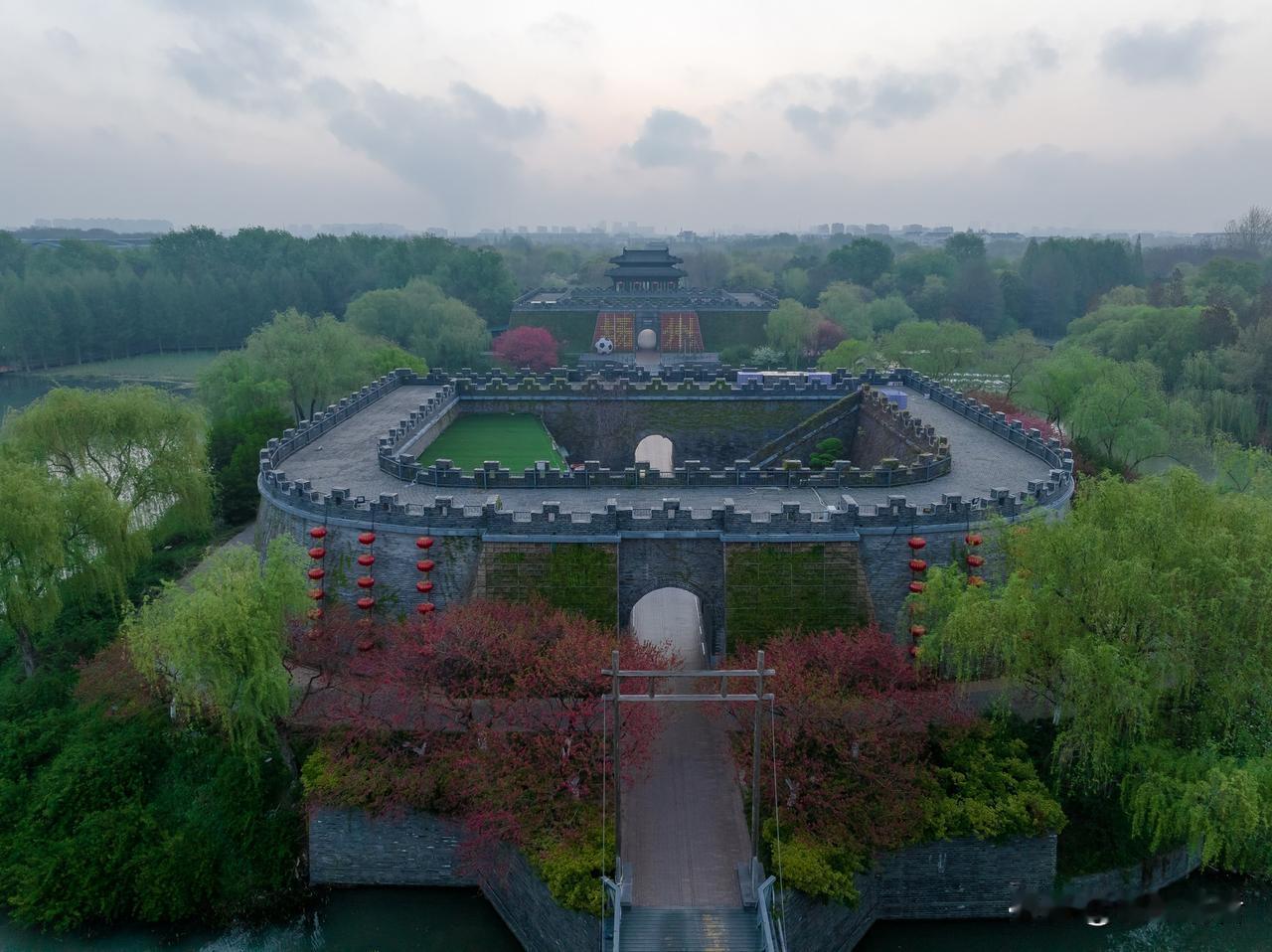 今天学到的金句看淡世事冷暖，稳住自身心态，日子自在舒心