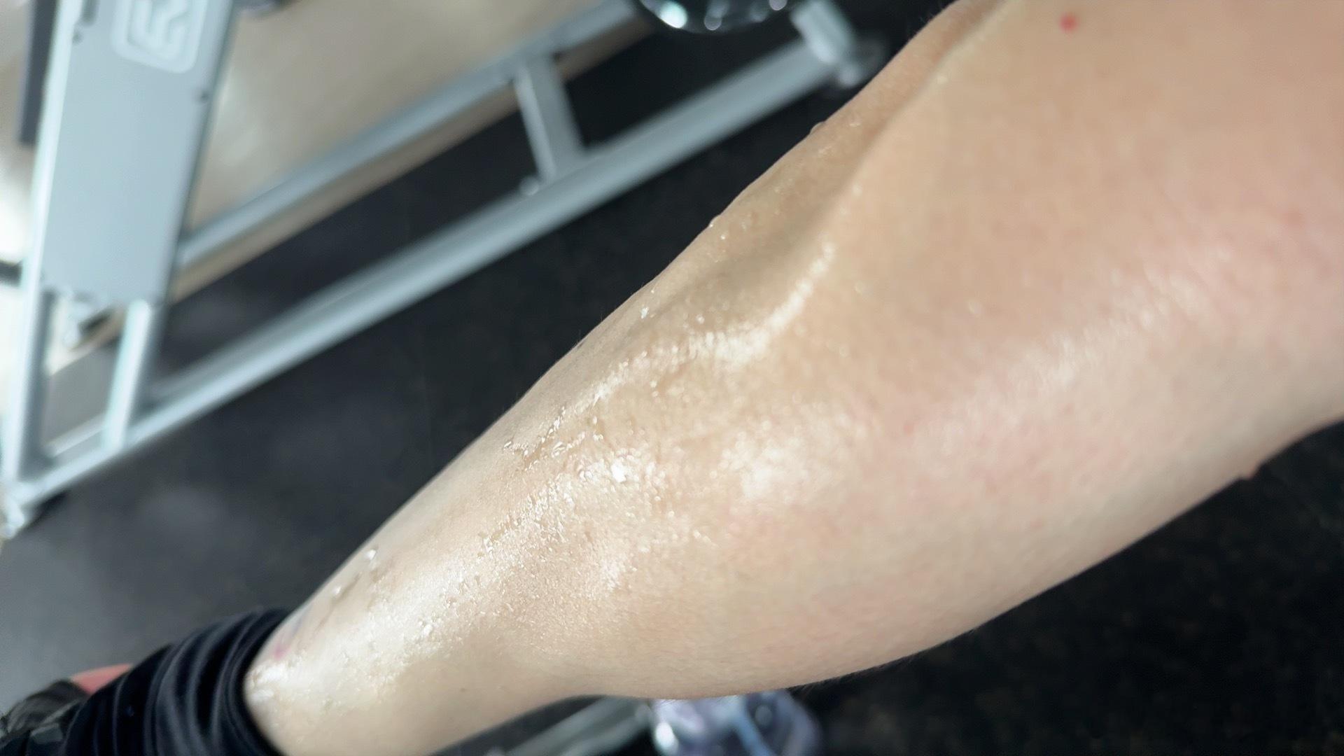挥汗如雨！ 练背！ 