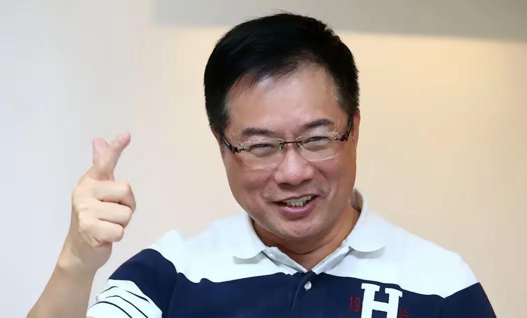 岛内大咖蔡正元坦言，他这一生最遗憾的是，没有学林毅夫回到祖国大陆，平生所学无用武