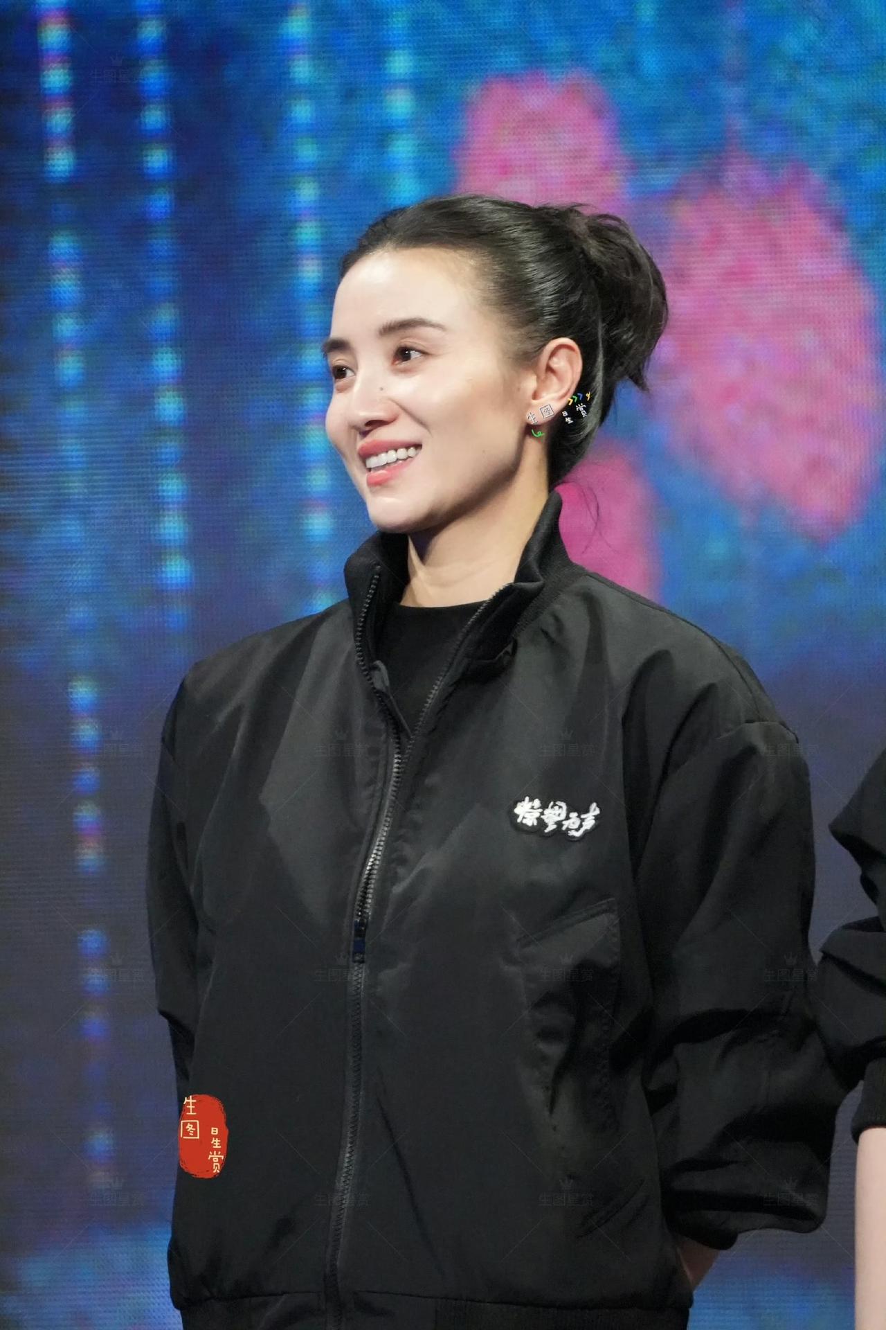 魅力宋佳 [大笑]