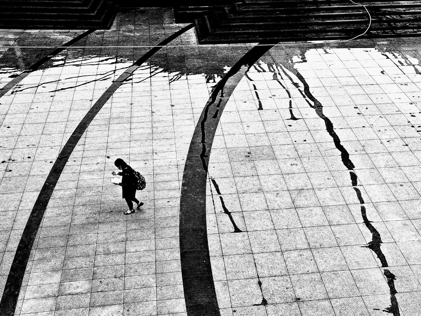 步履不停无论前路如何曲折，每一步都在书写自己的故事，高考加油！#百态人生# ​​