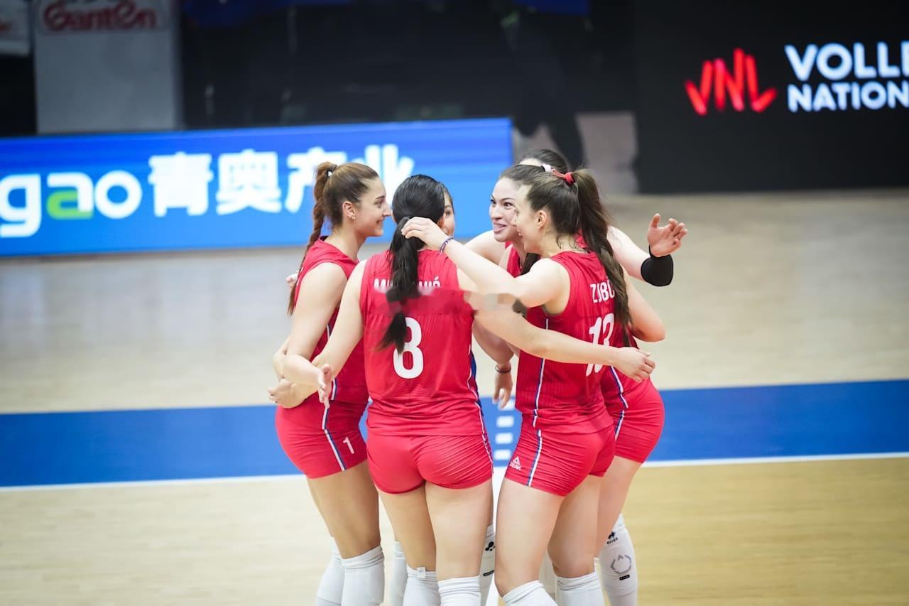 中国女排3-0塞尔维亚女排塞尔维亚女排个人得分统计祖比奇：14分（37扣13中2